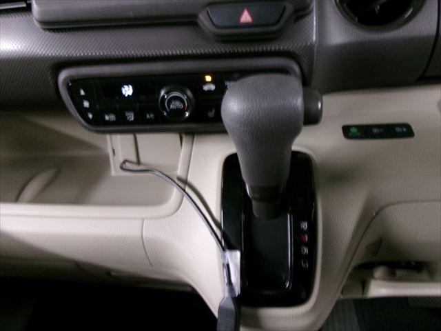 N-BOX Gホンダセンシング 4WD ワンオーナー 禁煙車 カロッツェリアナビTVフルセグBluetoothオーディオ バックカメラ ETC ドライブレコーダー スマートキー 女性ワンオーナー車 室内除菌クリーニング施工済(38枚目)