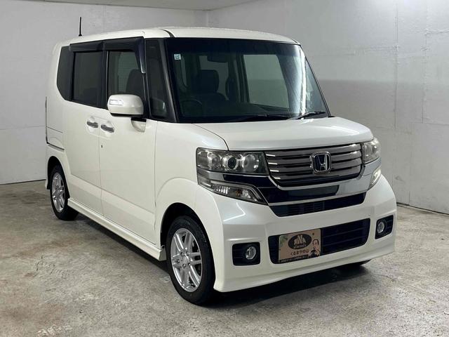 N-BOXカスタム G 純正ナビテレビBluetoothオーディオ バックカメラ プッシュスタート 禁煙車 室内除菌クリーニング施工 HIDヘッドライト(5枚目)