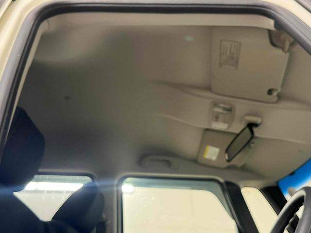 N-BOXカスタム G 純正ナビテレビBluetoothオーディオ バックカメラ プッシュスタート 禁煙車 室内除菌クリーニング施工 HIDヘッドライト(35枚目)