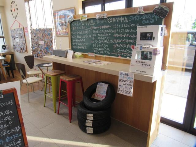 N-BOXカスタム G 純正ナビテレビBluetoothオーディオ バックカメラ プッシュスタート 禁煙車 室内除菌クリーニング施工 HIDヘッドライト(64枚目)