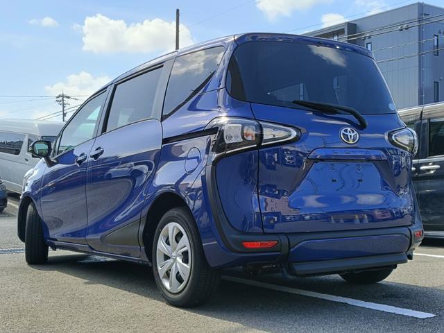 シエンタ Ｇ　ウェルキャブ　福祉車両　スロープ　車いす１人　ニールダウン　後退防止ベルト　車いす電動固定装置（16枚目）