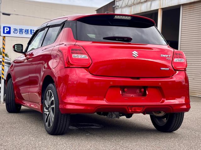 スイフト ハイブリッドＲＳ　４ＷＤ　ナビ　ＥＴＣ　シートヒーター　パドルシフト　フルセグＴＶ　ＤＶＤ　Ｂｌｕｅｔｏｏｔｈ　走行中テレビ視聴可（10枚目）