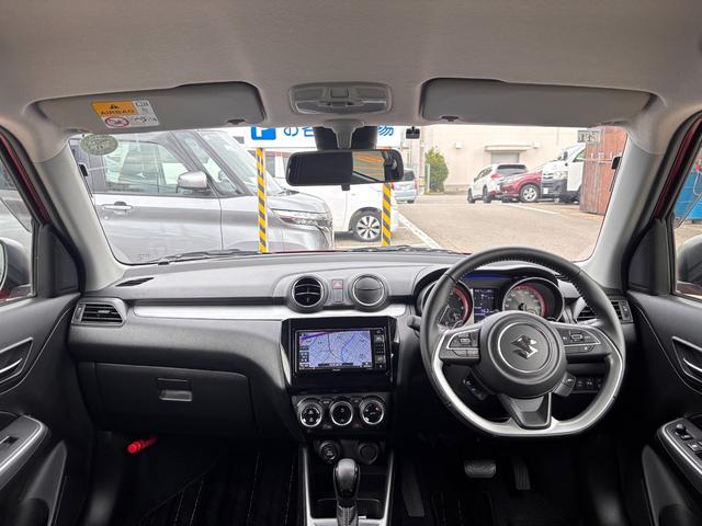 スイフト ハイブリッドＲＳ　４ＷＤ　ナビ　ＥＴＣ　シートヒーター　パドルシフト　フルセグＴＶ　ＤＶＤ　Ｂｌｕｅｔｏｏｔｈ　走行中テレビ視聴可（15枚目）