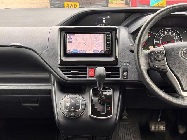 ノア Ｘ　福祉車両　スロープ　タイプ１　車いす２人　電動車いす固定装置　ナビ　バックカメラ　ワンセグ　Ｂｌｕｅｔｏｏｔｈ　ドラレコ　オートクルーズ　左側パワースライドドア　ＴＳＳ（33枚目）