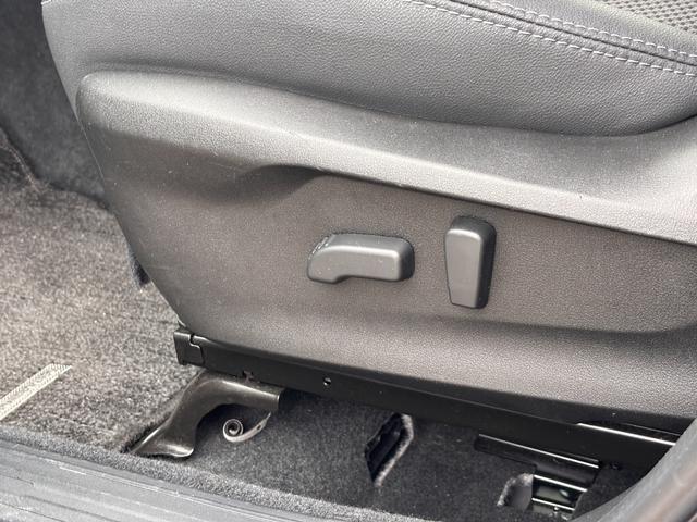 フォレスター アドバンス　４ＷＤ　８インチナビ　サイドカメラ　バックカメラ　フルセグＴＶ　ＤＶＤ　Ｂｌｕｅｔｏｏｔｈ　ＥＴＣ　シートヒーター　ステアリングヒーター　オートクルーズ　ＬＥＤライト（47枚目）