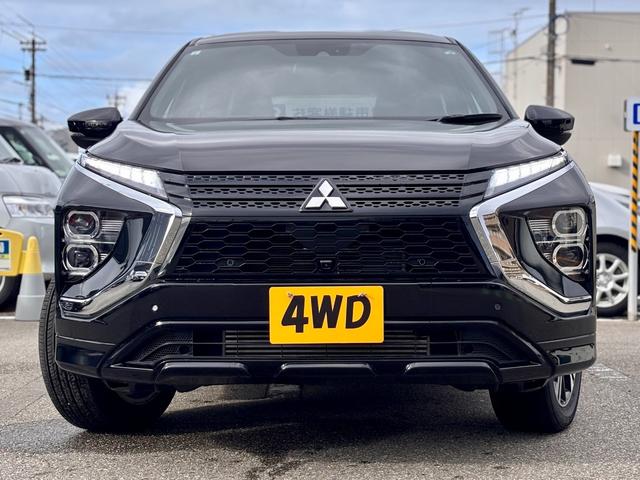 エクリプスクロス Ｐ　４ＷＤ　純正ナビ　全方位モニター　パワーバックドア　ハーフレザーシート　オートクルーズ　シートヒーター　ＬＥＤライト　フルセグＴＶ　Ｂｌｕｅｔｏｏｔｈ　ＥＴＣ（6枚目）
