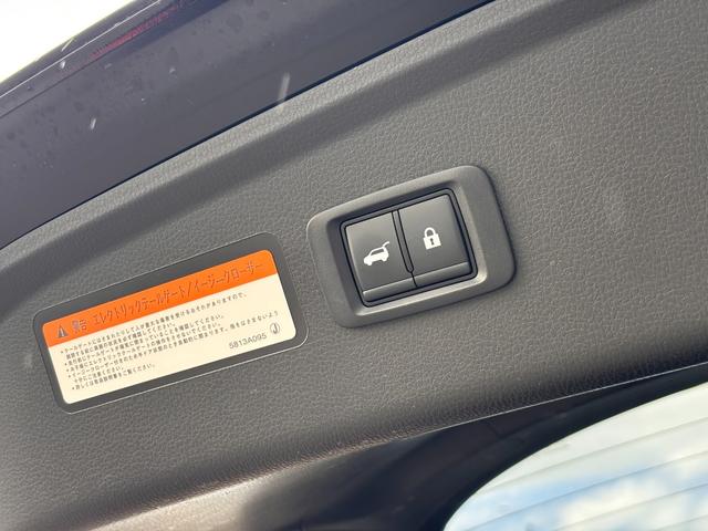 エクリプスクロス Ｐ　４ＷＤ　純正ナビ　全方位モニター　パワーバックドア　ハーフレザーシート　オートクルーズ　シートヒーター　ＬＥＤライト　フルセグＴＶ　Ｂｌｕｅｔｏｏｔｈ　ＥＴＣ（44枚目）