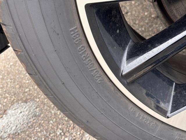 エクリプスクロス Ｐ　４ＷＤ　純正ナビ　全方位モニター　パワーバックドア　ハーフレザーシート　オートクルーズ　シートヒーター　ＬＥＤライト　フルセグＴＶ　Ｂｌｕｅｔｏｏｔｈ　ＥＴＣ（49枚目）