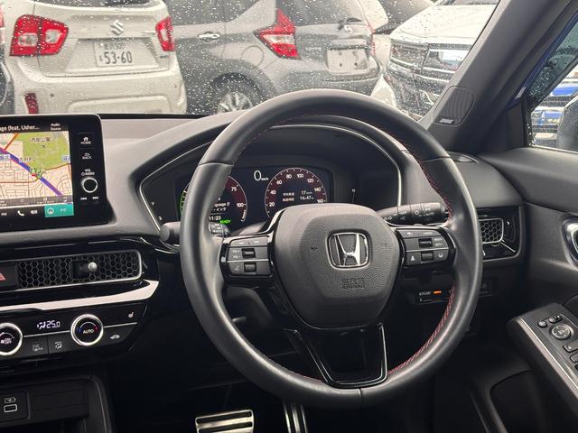 シビック e:HEV リアスポイラー BOSEサウンド ハーフレザーシート パワーシート シートヒーター LEDライト フォグ 置くだけ充電 ETC2.0 前後ドラレコ フルセグTV Bluetooth(19枚目)