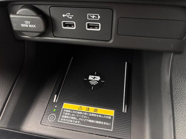 シビック e:HEV リアスポイラー BOSEサウンド ハーフレザーシート パワーシート シートヒーター LEDライト フォグ 置くだけ充電 ETC2.0 前後ドラレコ フルセグTV Bluetooth(28枚目)