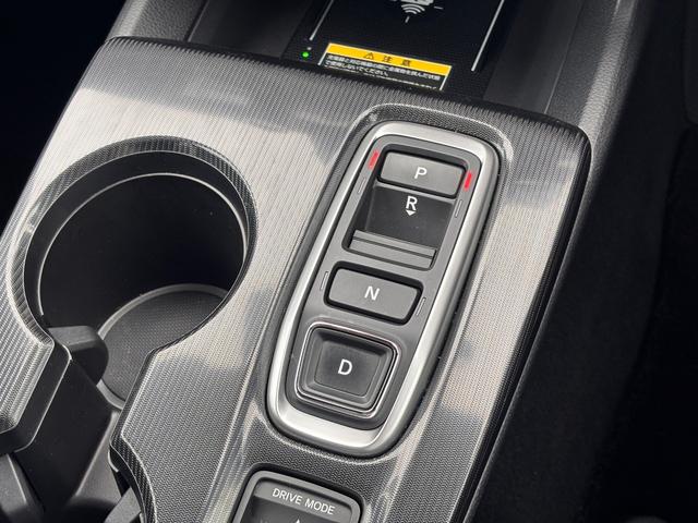 シビック e:HEV リアスポイラー BOSEサウンド ハーフレザーシート パワーシート シートヒーター LEDライト フォグ 置くだけ充電 ETC2.0 前後ドラレコ フルセグTV Bluetooth(29枚目)