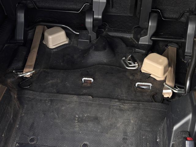 シエンタ Ｘ　タイプ１　スロープ　福祉車両　車いす１人　車いす電動固定装置　後退防止ベルト　ニールダウン（22枚目）