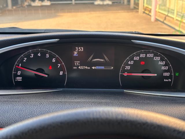 シエンタ Ｘ　タイプ１　スロープ　福祉車両　車いす１人　車いす電動固定装置　後退防止ベルト　ニールダウン（28枚目）