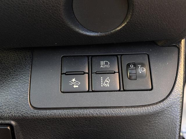 シエンタ Ｘ　タイプ１　スロープ　福祉車両　車いす１人　車いす電動固定装置　後退防止ベルト　ニールダウン（35枚目）