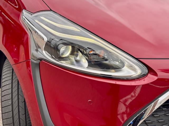 シエンタ G クエロ 7人乗り ナビ バックカメラ 両側パワースライドドア ハーフレザーシート LEDライト 充電用USBソケット フルセグTV DVD Bluetooth ETC(11枚目)