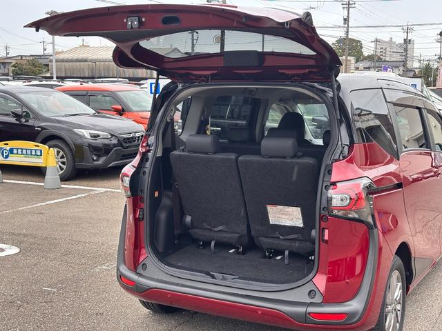 シエンタ G クエロ 7人乗り ナビ バックカメラ 両側パワースライドドア ハーフレザーシート LEDライト 充電用USBソケット フルセグTV DVD Bluetooth ETC(42枚目)