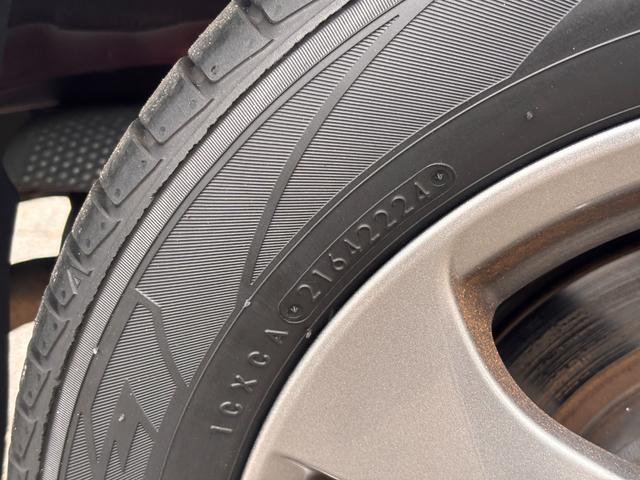 シエンタ G クエロ 7人乗り ナビ バックカメラ 両側パワースライドドア ハーフレザーシート LEDライト 充電用USBソケット フルセグTV DVD Bluetooth ETC(48枚目)