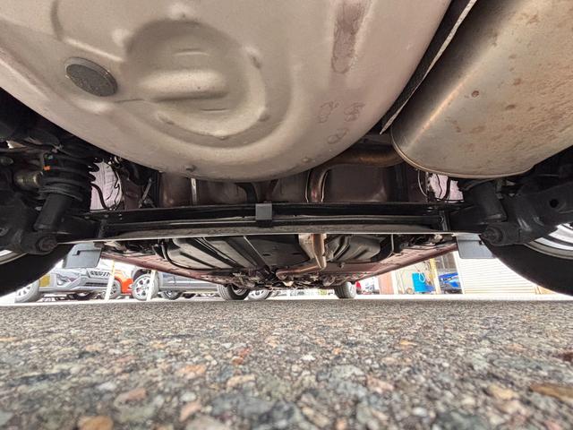 シエンタ G クエロ 7人乗り ナビ バックカメラ 両側パワースライドドア ハーフレザーシート LEDライト 充電用USBソケット フルセグTV DVD Bluetooth ETC(53枚目)