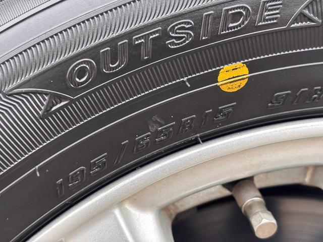 ヴォクシー Ｘ　スロープ　タイプ１　４ＷＤ　福祉車両　車いす２人　車いす電動固定装置　後退防止ベルト（64枚目）