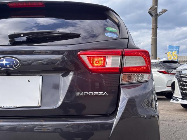 インプレッサスポーツ ２．０ｉ－Ｓアイサイト　４ＷＤ　純正ナビ　バックカメラ　ＥＴＣ２．０　レーダークルーズ　パワーシート　シートヒーター　レザーシート　ＢＭＳ　フルセグＴＶ　ＤＶＤ　Ｂｌｕｅｔｏｏｔｈ（12枚目）