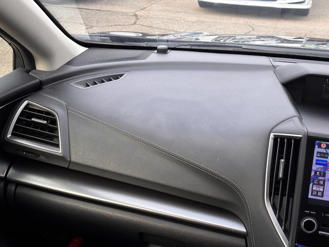 インプレッサスポーツ ２．０ｉ－Ｓアイサイト　４ＷＤ　純正ナビ　バックカメラ　ＥＴＣ２．０　レーダークルーズ　パワーシート　シートヒーター　レザーシート　ＢＭＳ　フルセグＴＶ　ＤＶＤ　Ｂｌｕｅｔｏｏｔｈ（14枚目）