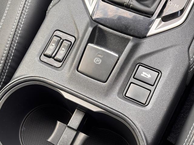 インプレッサスポーツ ２．０ｉ－Ｓアイサイト　４ＷＤ　純正ナビ　バックカメラ　ＥＴＣ２．０　レーダークルーズ　パワーシート　シートヒーター　レザーシート　ＢＭＳ　フルセグＴＶ　ＤＶＤ　Ｂｌｕｅｔｏｏｔｈ（27枚目）