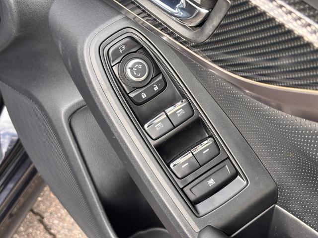 インプレッサスポーツ ２．０ｉ－Ｓアイサイト　４ＷＤ　純正ナビ　バックカメラ　ＥＴＣ２．０　レーダークルーズ　パワーシート　シートヒーター　レザーシート　ＢＭＳ　フルセグＴＶ　ＤＶＤ　Ｂｌｕｅｔｏｏｔｈ（36枚目）