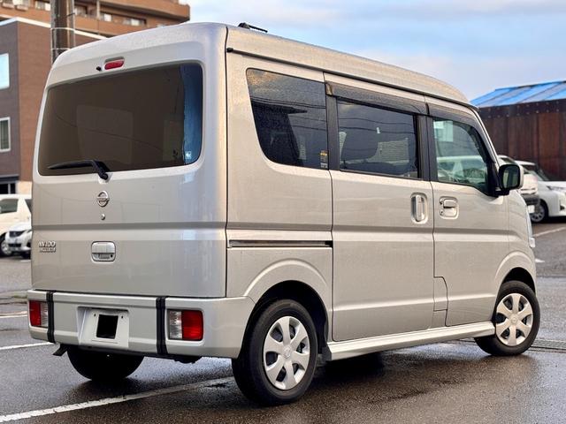 NV100クリッパーリオ チェアキャブ スロープ 福祉車両 車いす1人 電動ウインチ 車いす手動固定装置(11枚目)