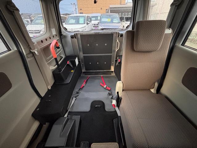NV100クリッパーリオ チェアキャブ スロープ 福祉車両 車いす1人 電動ウインチ 車いす手動固定装置(45枚目)