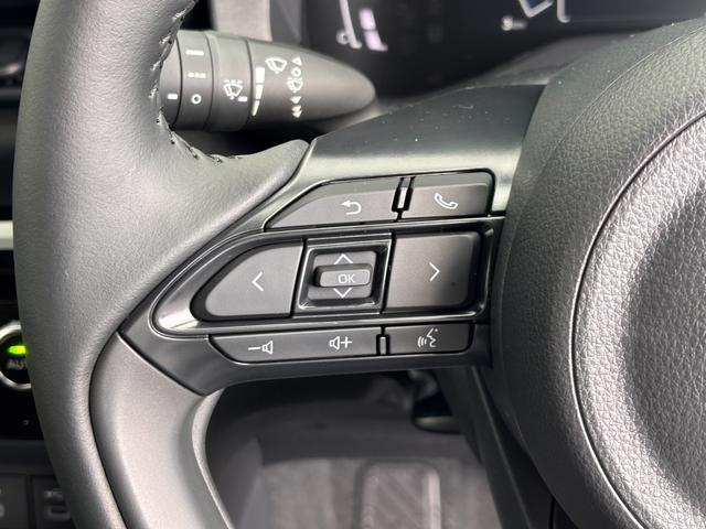 ヤリスクロス ハイブリッドZ アドベンチャー トヨタチームメイト 寒冷地仕様 8インチディスプレイオーディオ パノラマモニター ステアリングヒーター パワーシート ルーフレール LEDライト(31枚目)