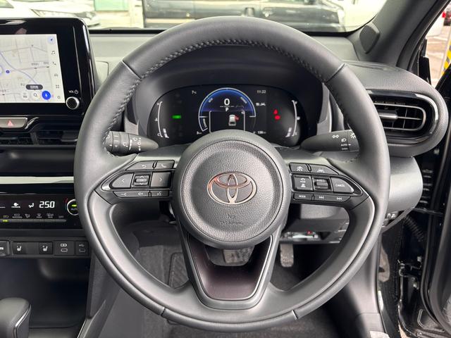 ヤリスクロス ハイブリッドZ アドベンチャー トヨタチームメイト 寒冷地仕様 8インチディスプレイオーディオ パノラマモニター ステアリングヒーター パワーシート ルーフレール LEDライト(33枚目)