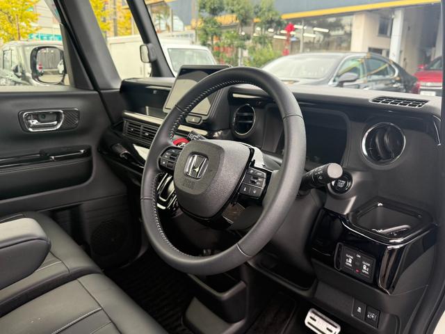 N-BOXカスタム ターボコーディネートスタイル ドラレコ エンジンスターター シートヒーター アップルカープレイ 両側パワースライドドア バックモニター レーダクルーズ オートライト オートホールド スペアキー 社外AW 衝突軽減ブレーキ ETC(14枚目)