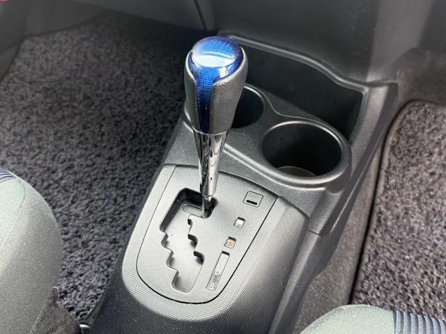 アクア Ｓ　ＥＴＣ　ドライブレコーダー　スマートキー　バックモニター　ナビ（Ｂｌｕｅｔｏｏｔｈオーディオ・フルセグテレビ・Ｂｌｕ－ｒａｙ）　オートライト　横滑り防止装置　ＡＢＳ　電動格納ミラー　盗難防止装置（11枚目）