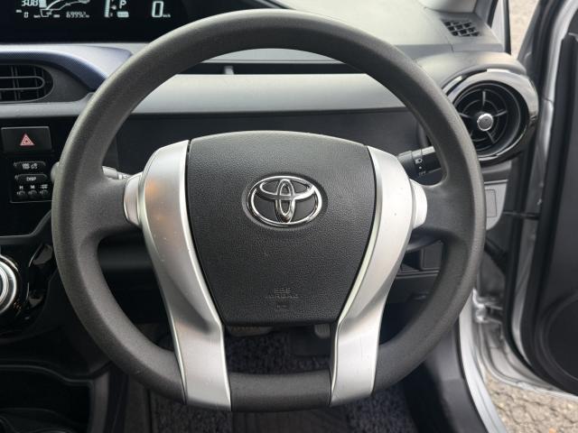 アクア Ｓ　ＥＴＣ　ドライブレコーダー　スマートキー　バックモニター　ナビ（Ｂｌｕｅｔｏｏｔｈオーディオ・フルセグテレビ・Ｂｌｕ－ｒａｙ）　オートライト　横滑り防止装置　ＡＢＳ　電動格納ミラー　盗難防止装置（16枚目）