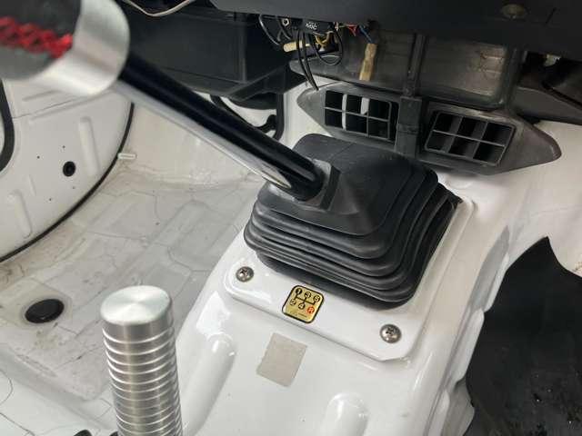 ジムニー インタークーラーターボ メタル 4WD 5速マニュアル ホロ リフトアップ 社外ホイール(20枚目)