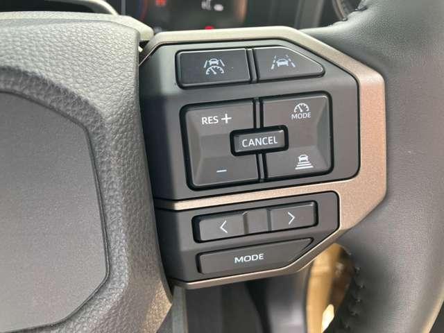 ランドクルーザー250 VXファーストエディション 4WD 純正メモリーナビ フルセグTV 全方位カメラ Bluetoothオーディオ ETC サンルーフ ブラウンレザー スマートキー プッシュスタート 衝突被害軽減システム(30枚目)