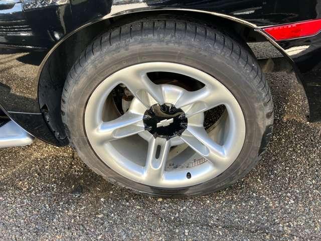 シボレーＳＳＲ 　メモリーナビ　フルセグＴＶ　バックカメラ　Ｂｌｕｅｔｏｏｔｈオーディオ　ＥＴＣ　ピックアップ（12枚目）