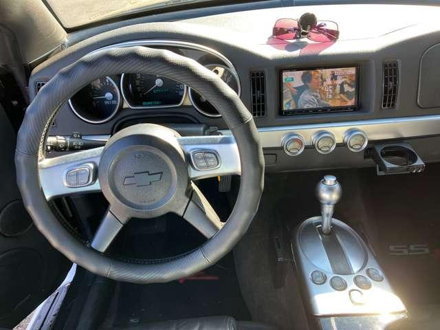 シボレーＳＳＲ 　メモリーナビ　フルセグＴＶ　バックカメラ　Ｂｌｕｅｔｏｏｔｈオーディオ　ＥＴＣ　ピックアップ（25枚目）