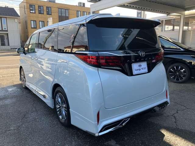 アルファード Ｚ　モデリスタ　純正ディスプレイオーディオ　全方位カメラ　Ｂｌｕｅｔｏｏｔｈオーディオ　後席モニター　サンルーフ　両側パワースライドドア　スマートキー　プッシュスタート　衝突被害軽減システム（8枚目）