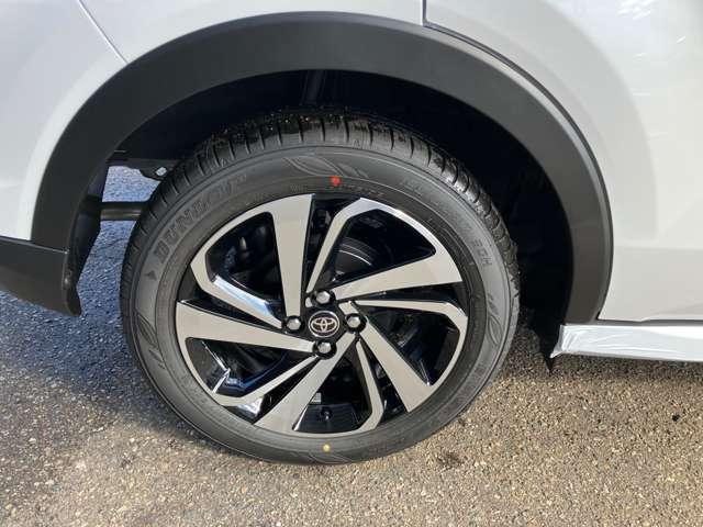 ライズ Z 4WD 登録済未使用車 純正9インチディスプレイ Bluetooth対応 バックカメラ 純正17インチアルミ スマートキー プッシュスタート 衝突被害軽減システム(10枚目)