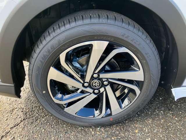 ライズ Z 4WD 登録済未使用車 純正9インチディスプレイ Bluetooth対応 バックカメラ 純正17インチアルミ スマートキー プッシュスタート 衝突被害軽減システム(11枚目)