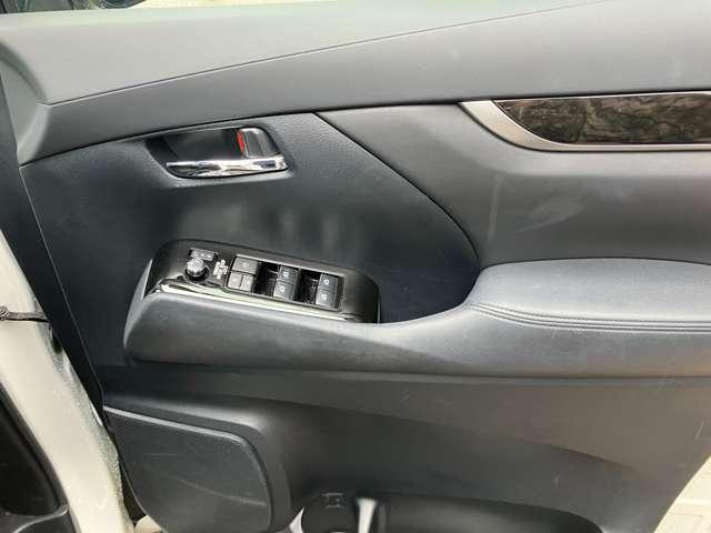 ヴェルファイア 2.5Z Aエディション ゴールデンアイズ 土足禁止車両 サンルーフ メモリーナビ フルセグTV バックカメラ Bluetoothオーディオ 後席モニター ETC 両側パワースライドドア スマートキープッシュスタート(27枚目)