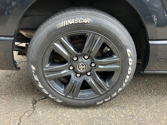 ハイエースバン ロングスーパーGL ディーゼルターボ 4WD メモリーナビ フルセグTV Bluetoothオーディオ ルーフキャリア 17インチアルミホイール ETC ドライブレコーダー 盗難防止システム 衝突被害軽減システム(11枚目)