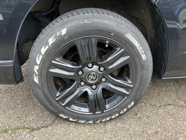 ハイエースバン ロングスーパーGL ディーゼルターボ 4WD メモリーナビ フルセグTV Bluetoothオーディオ ルーフキャリア 17インチアルミホイール ETC ドライブレコーダー 盗難防止システム 衝突被害軽減システム(12枚目)