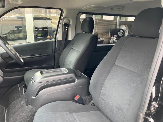 ハイエースバン ロングスーパーGL ディーゼルターボ 4WD メモリーナビ フルセグTV Bluetoothオーディオ ルーフキャリア 17インチアルミホイール ETC ドライブレコーダー 盗難防止システム 衝突被害軽減システム(16枚目)