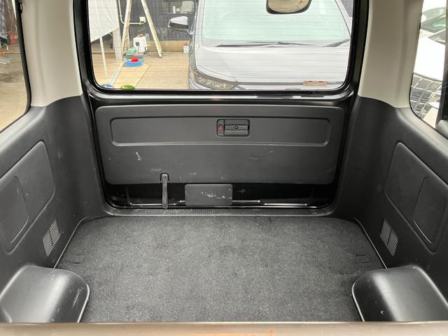 ハイエースバン ロングスーパーGL ディーゼルターボ 4WD メモリーナビ フルセグTV Bluetoothオーディオ ルーフキャリア 17インチアルミホイール ETC ドライブレコーダー 盗難防止システム 衝突被害軽減システム(21枚目)
