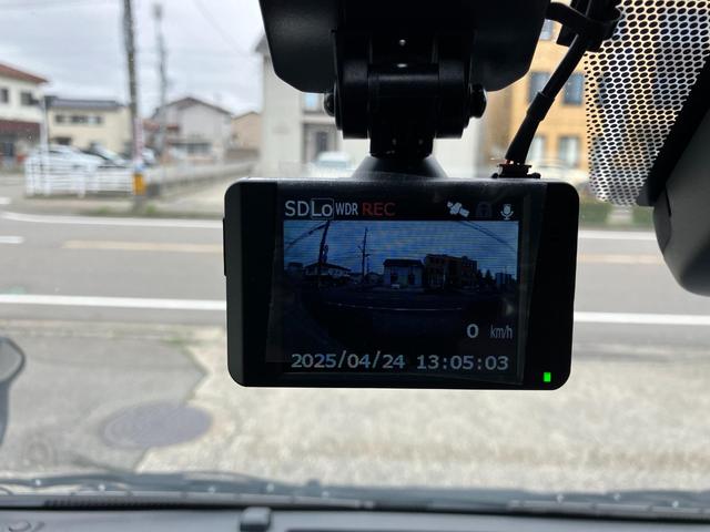 ハイエースバン ロングスーパーGL ディーゼルターボ 4WD メモリーナビ フルセグTV Bluetoothオーディオ ルーフキャリア 17インチアルミホイール ETC ドライブレコーダー 盗難防止システム 衝突被害軽減システム(35枚目)