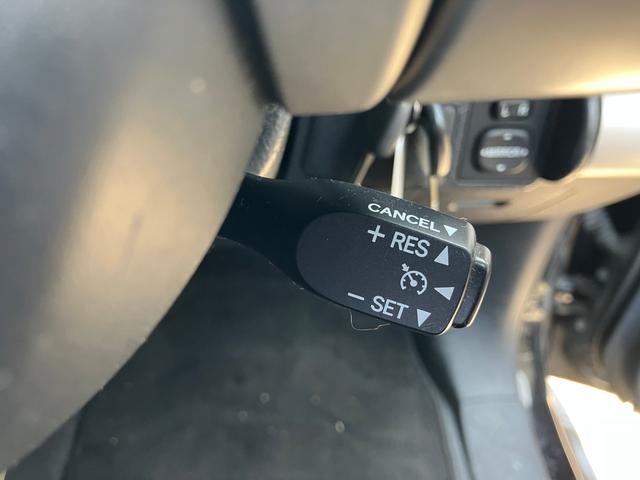 FJクルーザー カラーパッケージ 4WD リフトアップ メモリーナビ フルセグTV バックカメラ Bluetoothオーディオ DVD ETC 後席モニター キーレスエントリー 頸部衝撃緩和ヘッドレスト 盗難防止システム(32枚目)