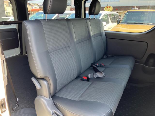 ハイエースバン ロングスーパーGL ダークプライムS ディーゼルターボ 4WD 登録済未使用車 盗難防止システム オートマチックハイビーム ETC ESC スマートキー プッシュスタート 両側電動スライドドア レーンアシスト(13枚目)