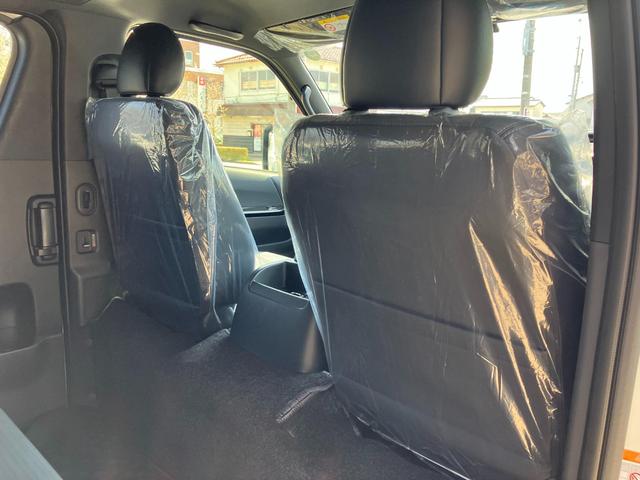ハイエースバン ロングスーパーGL ダークプライムS ディーゼルターボ 4WD 登録済未使用車 盗難防止システム オートマチックハイビーム ETC ESC スマートキー プッシュスタート 両側電動スライドドア レーンアシスト(14枚目)